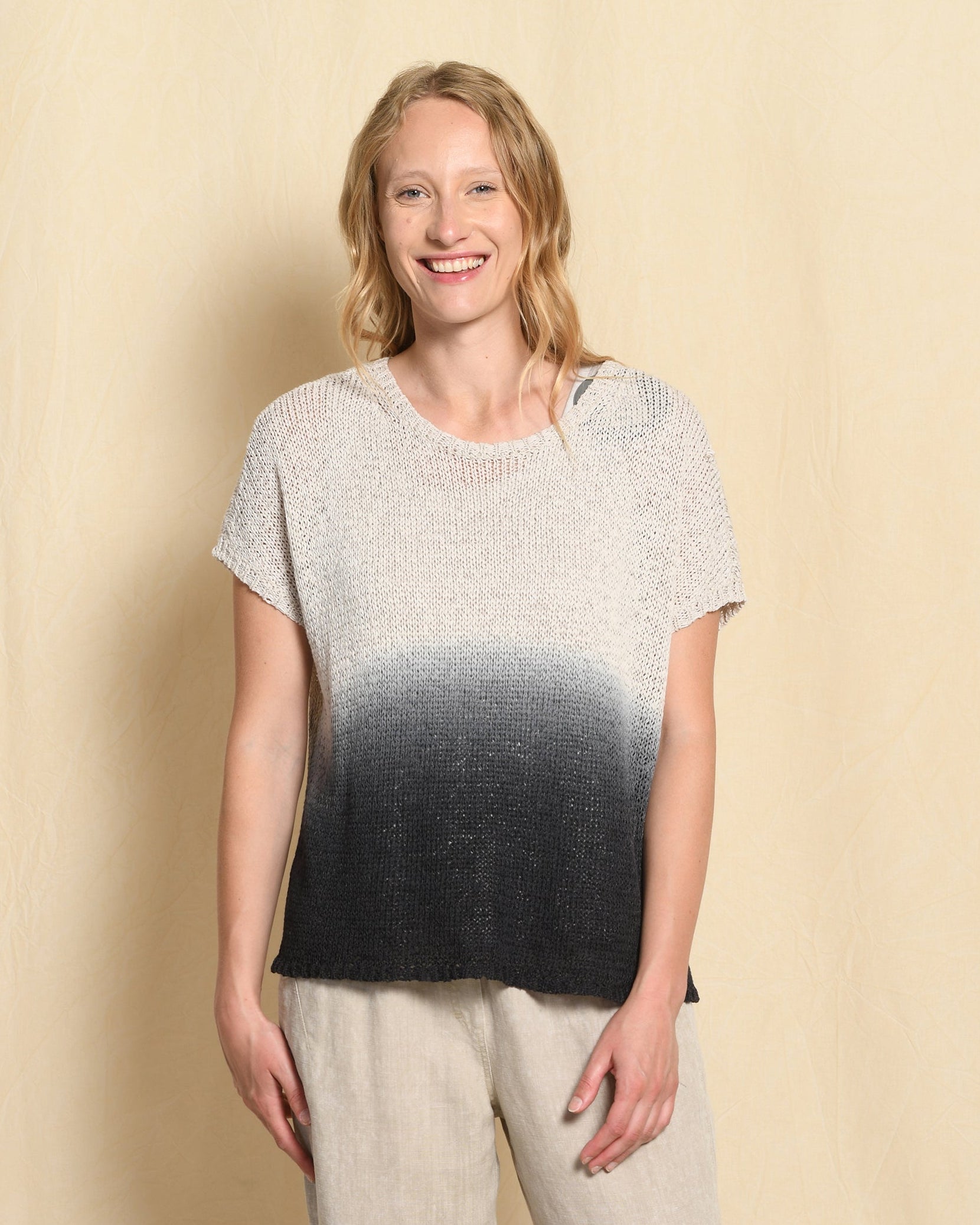 AMBER & MOON top CRIS