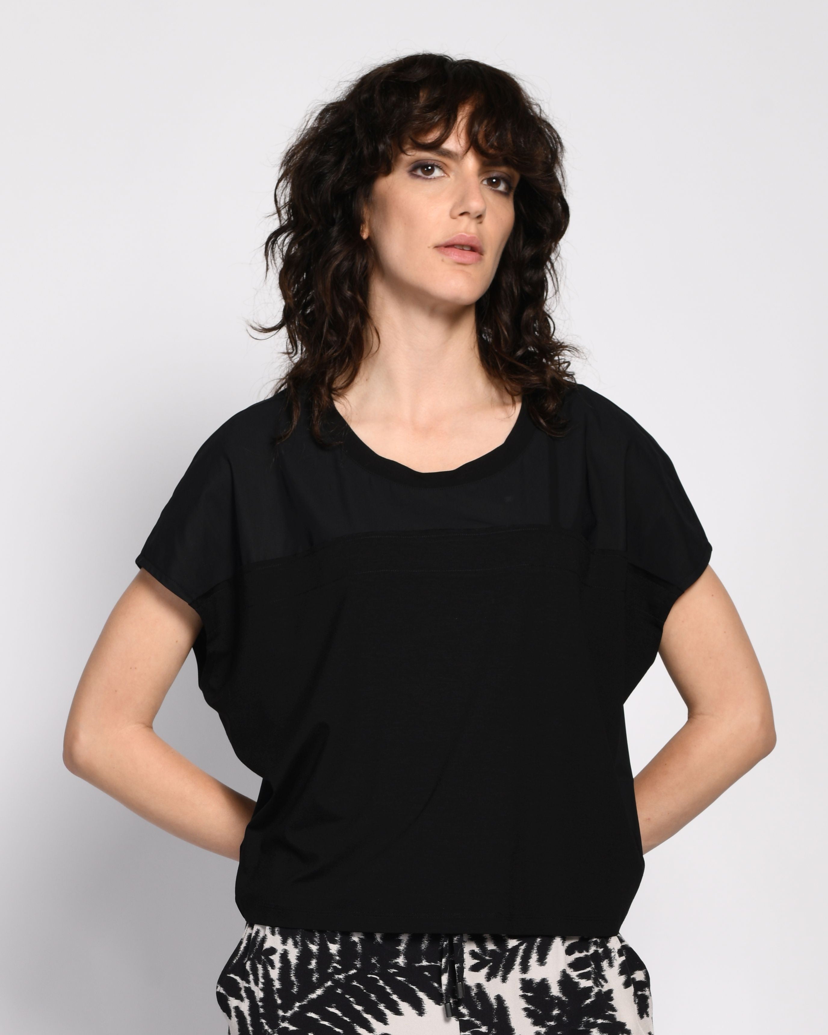 AMBER & MOON travel top ANK