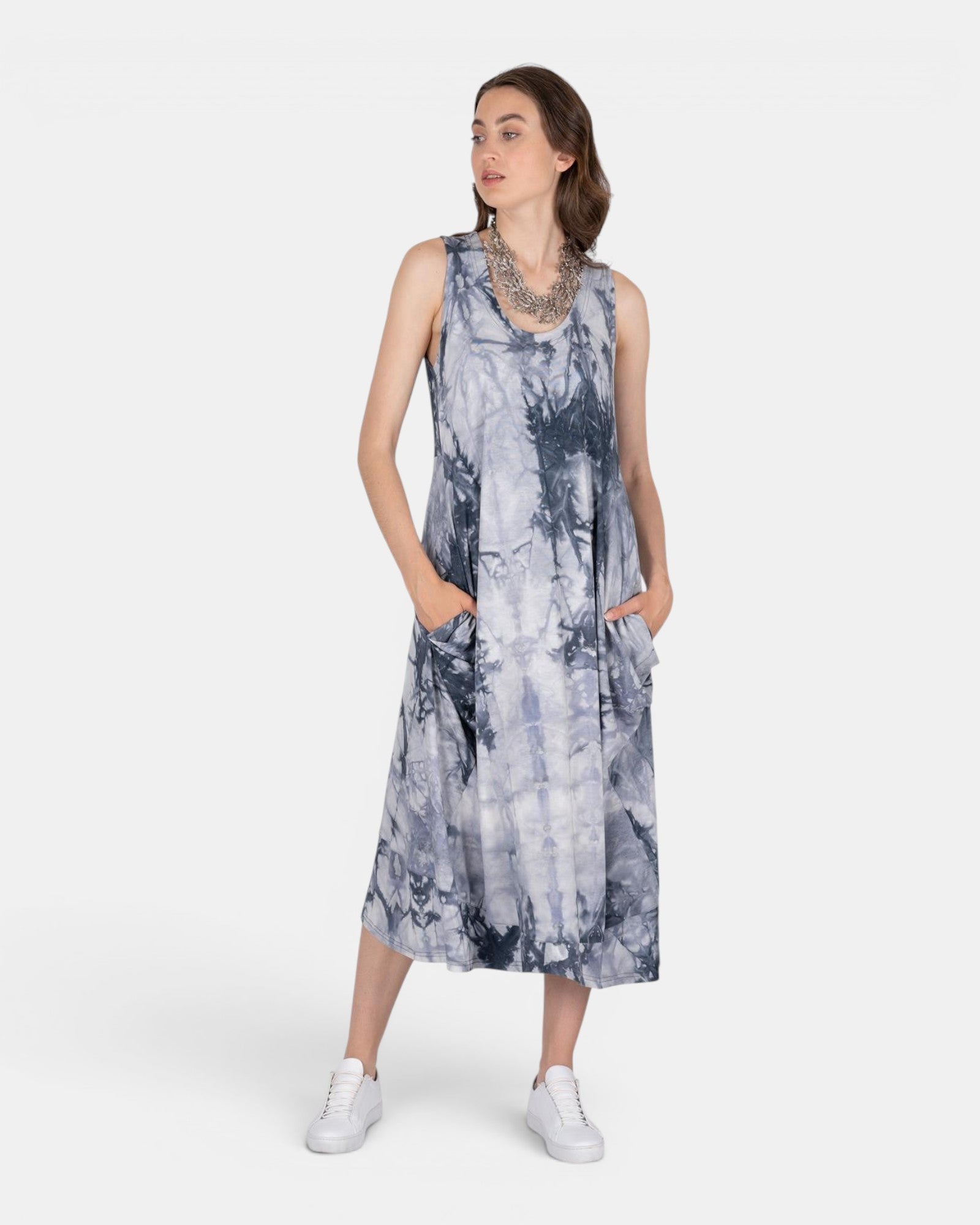alt
LEEZZA ärmelloses Kleid BERLIN
