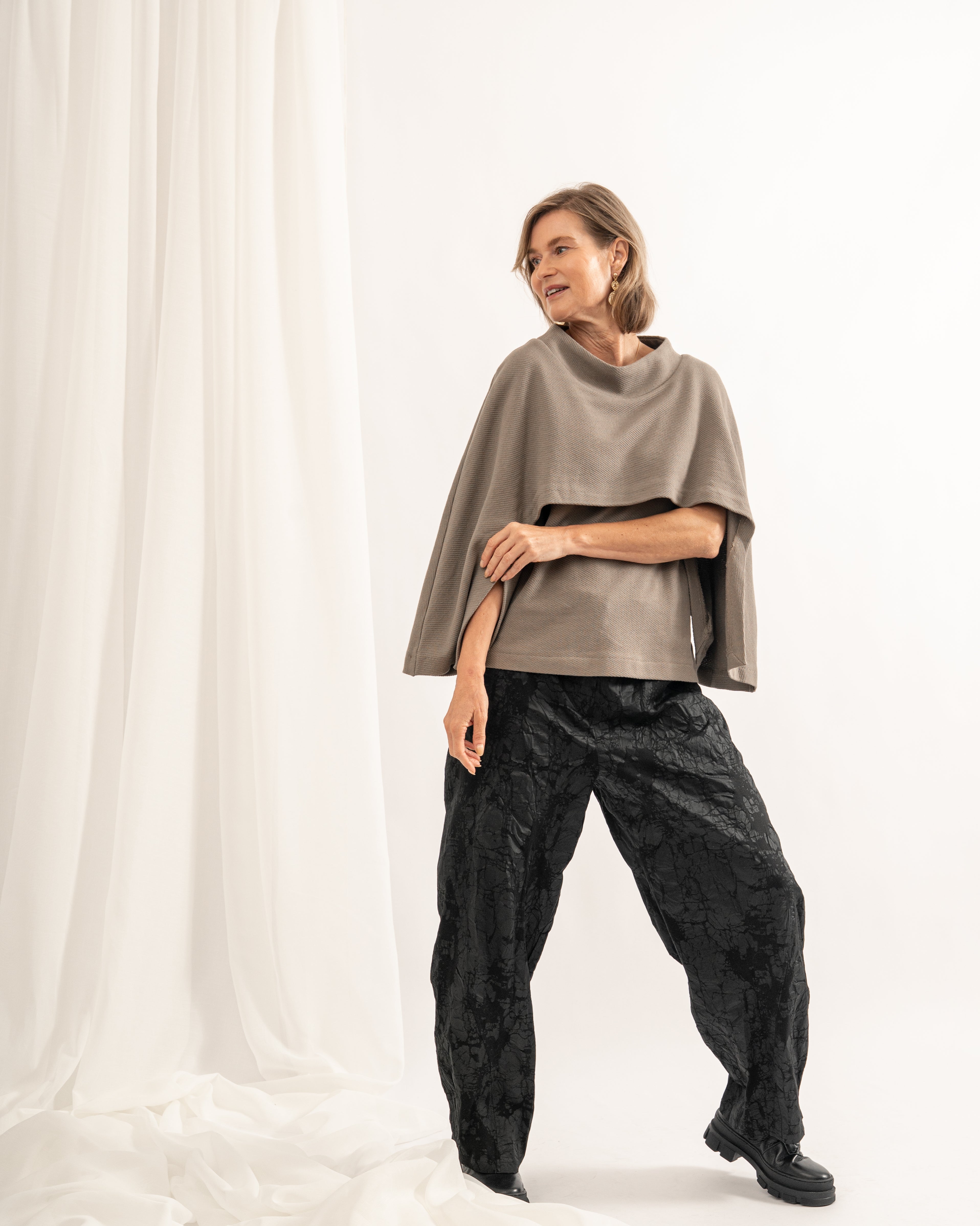 LOTUS EATERS pullover KONI