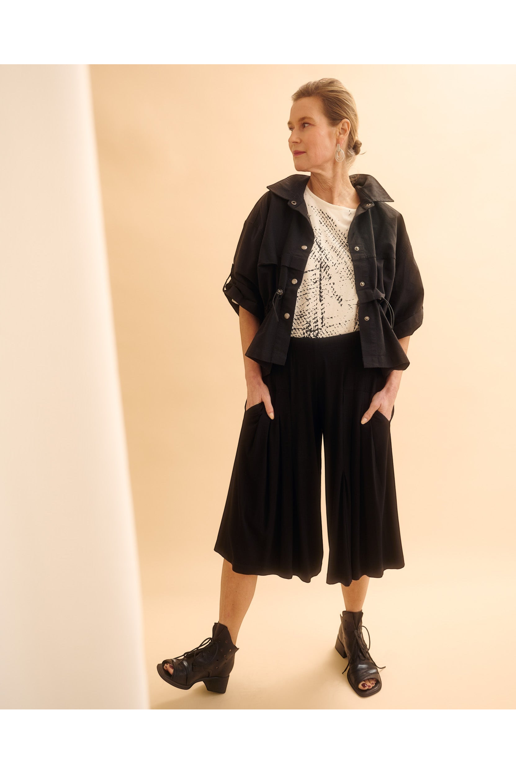 OZAI N KU bermuda FUNDIS