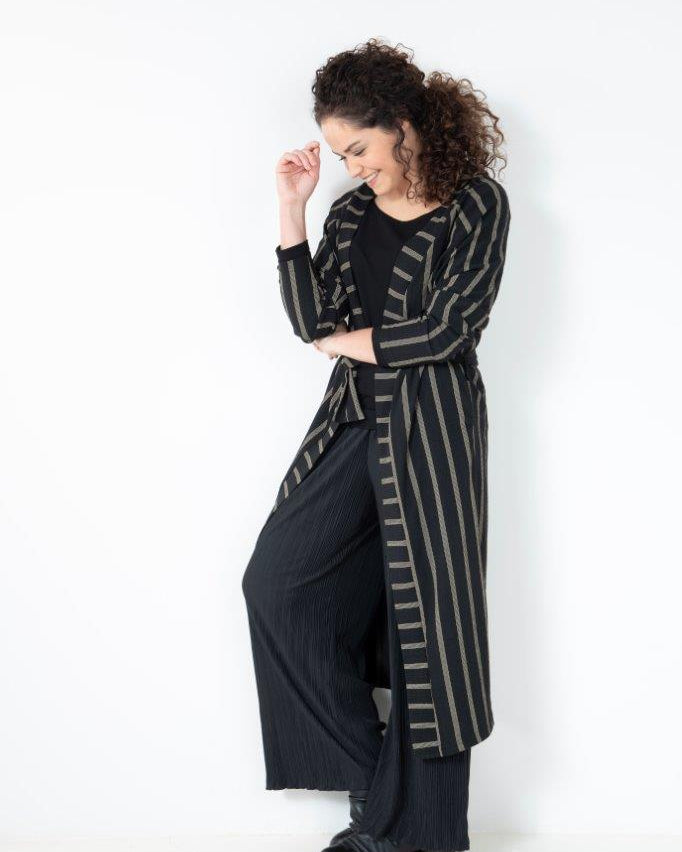 ELSEWHERE lang vest VIVE