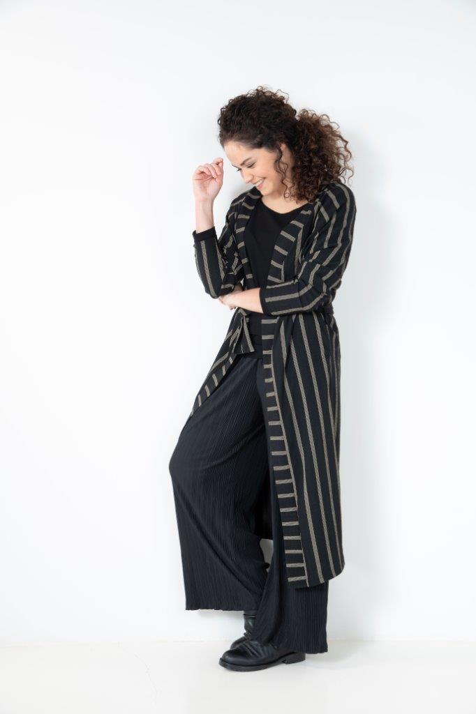 ELSEWHERE lang vest VIVE